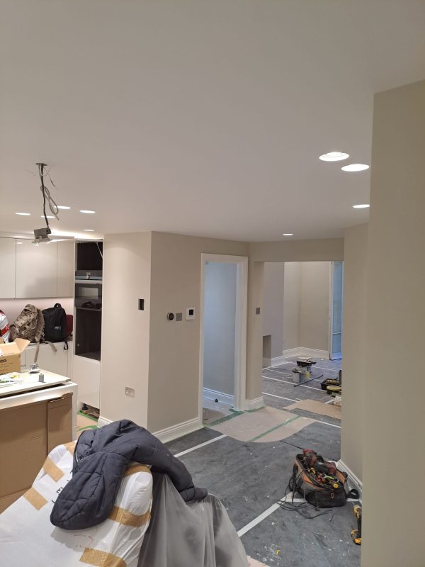 4C8CA396-083C-4285-990D-EE127B7C941D